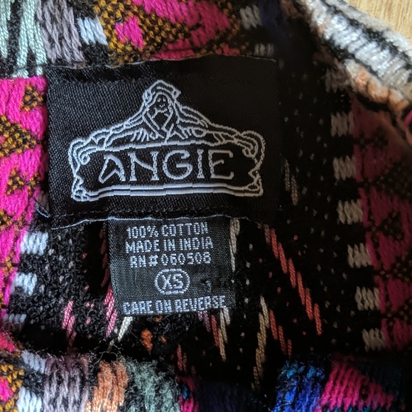 Shorts - Picture 3 of 3